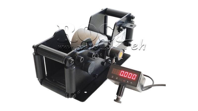 GERÄT ZUR DIGITALEN MESSUNG DER HYDRAULIKSCHLAUCHLÄNGE